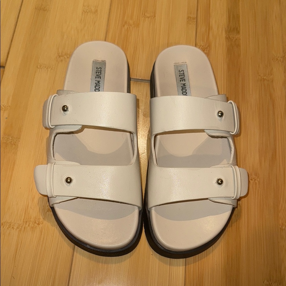 Steve Madden Leather Sandals